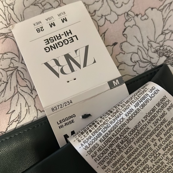 Zara legging hi rise Medium - Picture 6 of 8